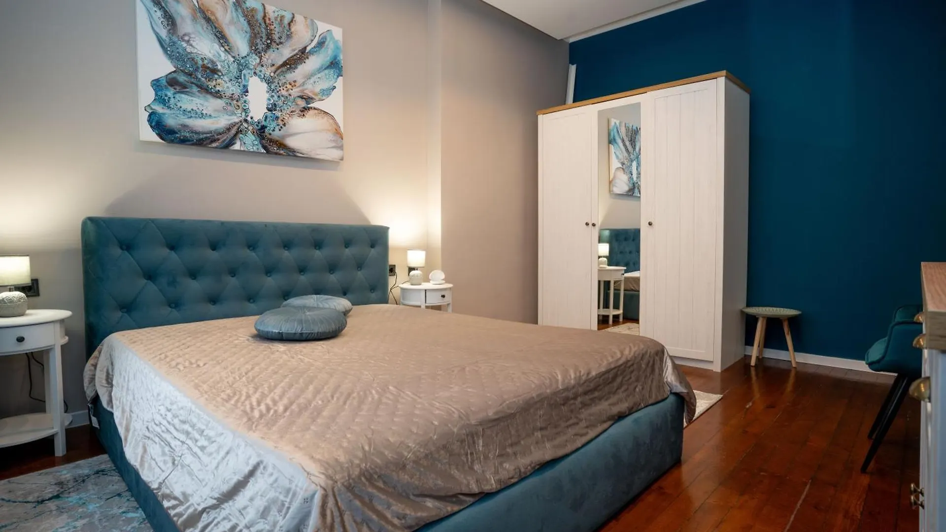 Apartment Casa Blue - Two Bdr Suite Next To Ndk Sofia